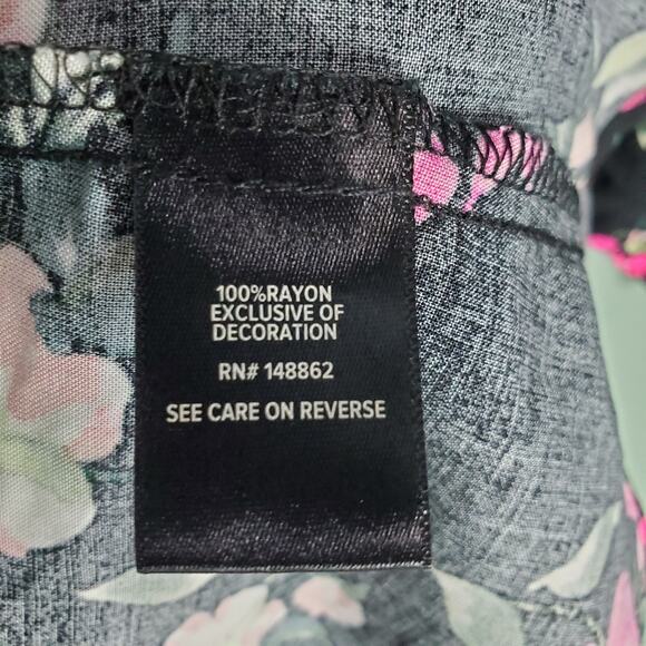 Torrid Womens Black Floral Print Challis Smocked Square Neck Midi Dress Size 2 - Picture 7 of 8